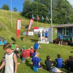 Rangverkündung Bachtel-Cup 2021 mit dem Gossauer Nachwuchs-Skispringer Marius Sieber (ganz rechts)